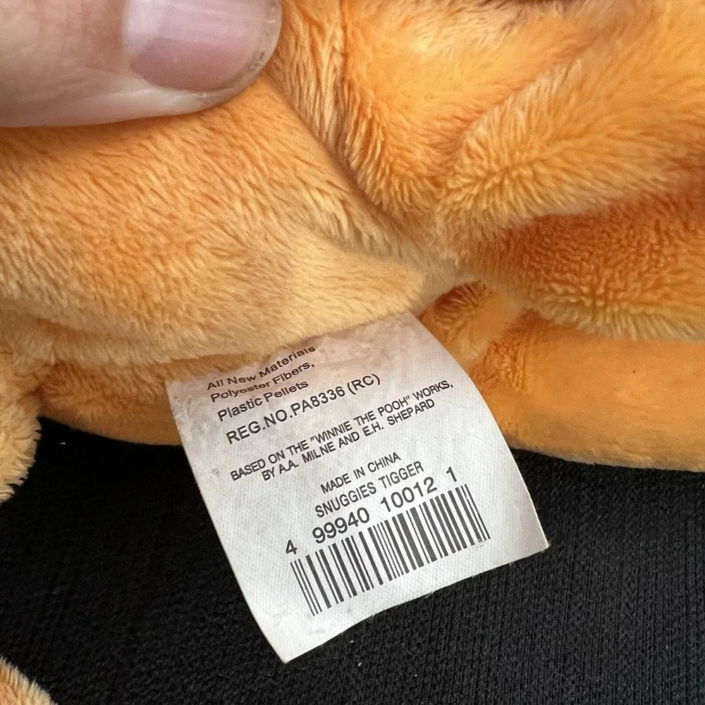 Disney Store Winnie the Pooh Plush Lot Eeyore Puffer Vest Pink Tigger 3pc Set‎